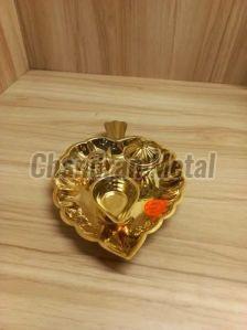 2 Mm Brass Thali Kumkum Plate, Color : Golden, Weight : 100g for Pooja