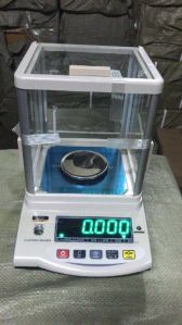 Mars Digi Laboratory Scale, Feature : Durable, Standard Dual Display