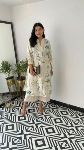 Ladies Floral Printed Kurta with Palazzo Set
