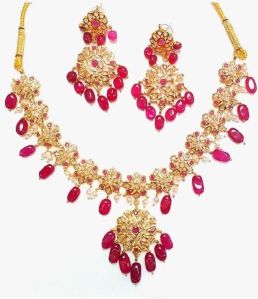 Traditional Hyderabadi Necklace Sets